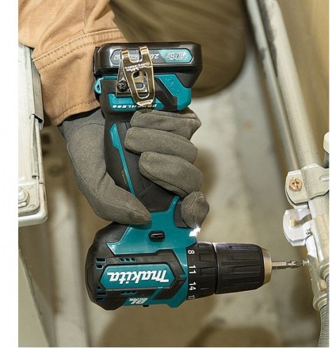 may-khoan-van-vit-dung-pin-makita-ddf483rte-3